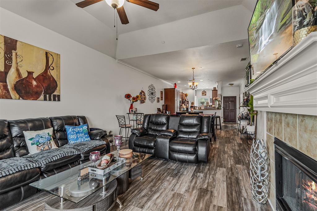 1881 Signal Ridge Place Rockwall, TX 75032 - Photo 4 of 16