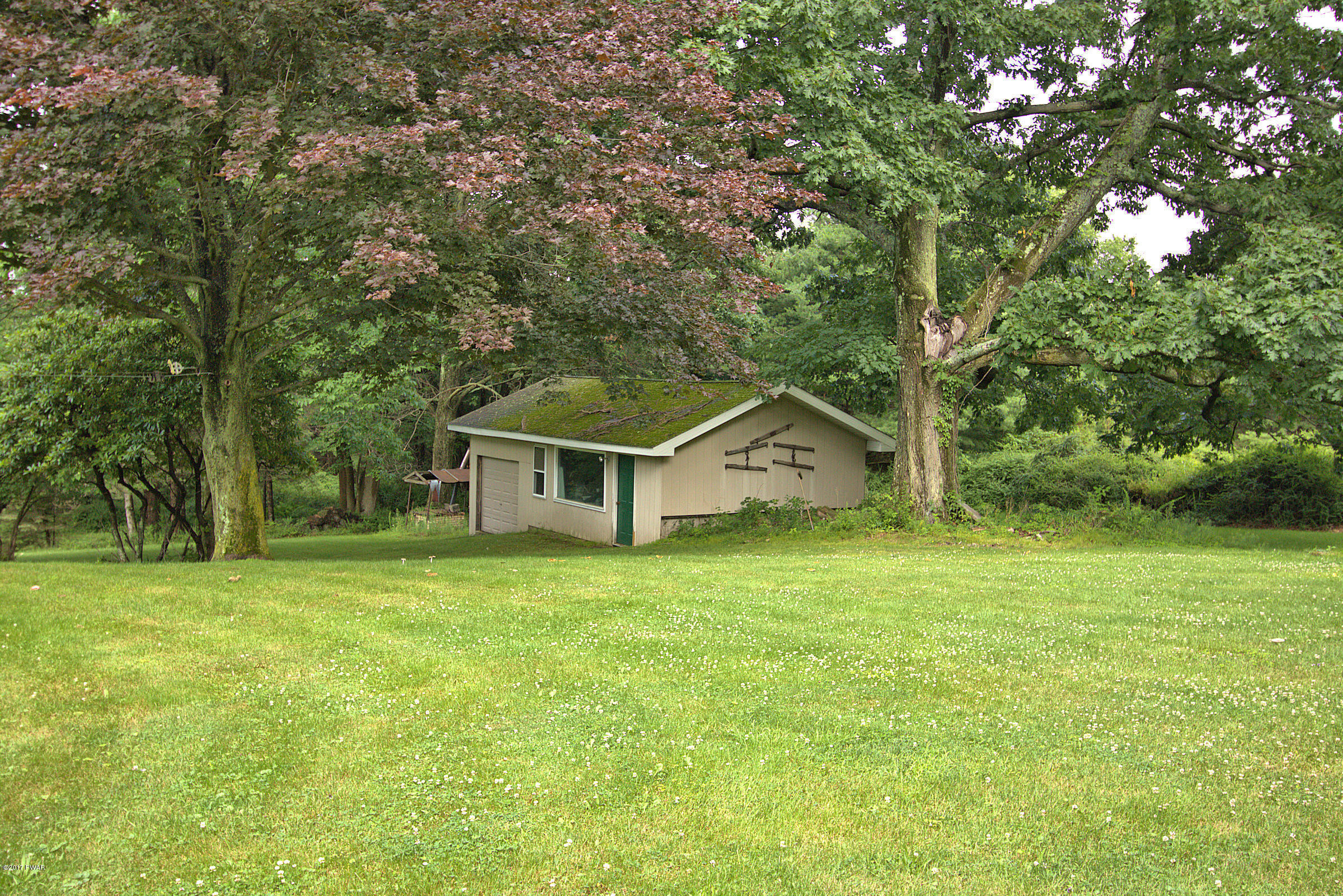 301 Gumbletown Road Tafton, PA 18464 - Photo 30 of 35