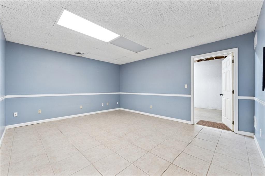 2017 Parsons Ridge Duluth, GA 30097 - Photo 37 of 53 a view of an empty room