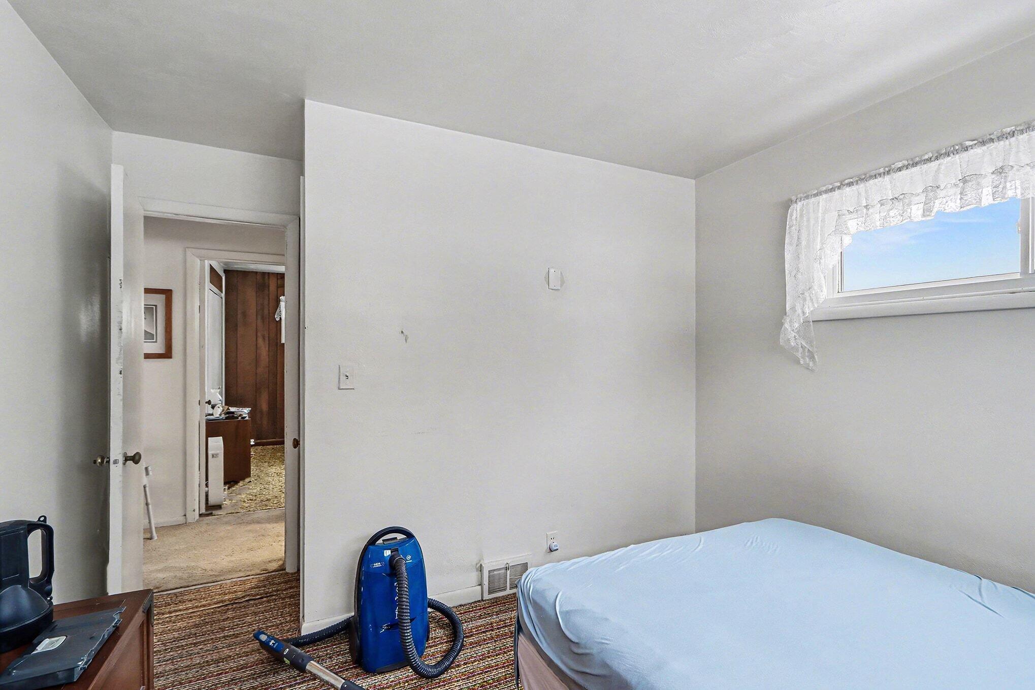 4123 Mt Olivet Road Kalamazoo, MI 49004 - Photo 14 of 20 014_file_2960