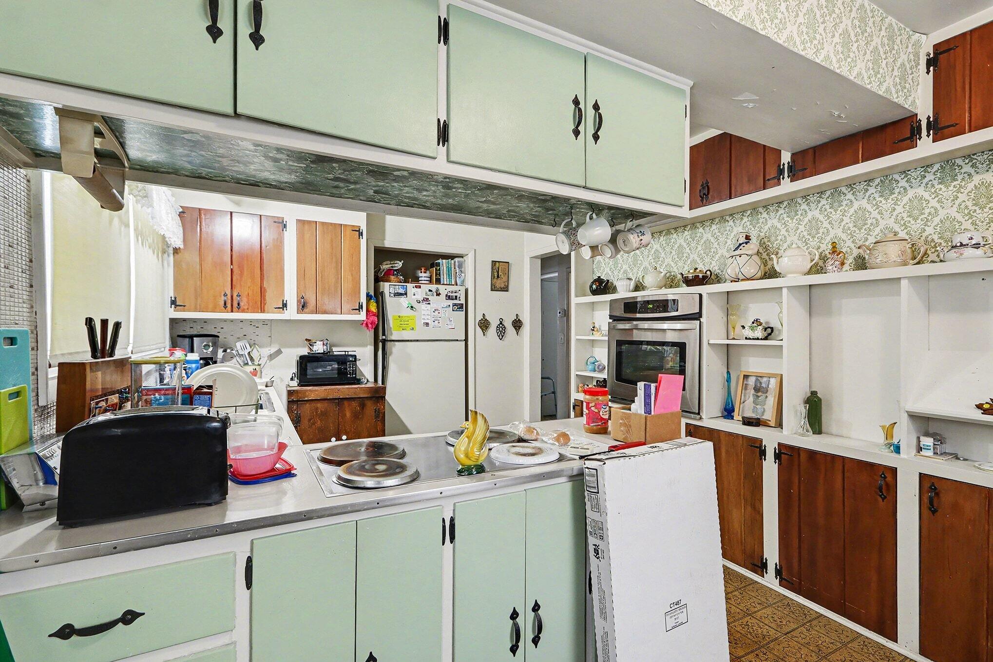 4123 Mt Olivet Road Kalamazoo, MI 49004 - Photo 8 of 20 008_file_8915