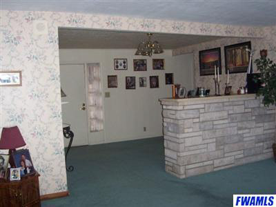 815 Flaxmill Road Huntington, IN 46750 - Photo 3 of 11 Gallery Image 3