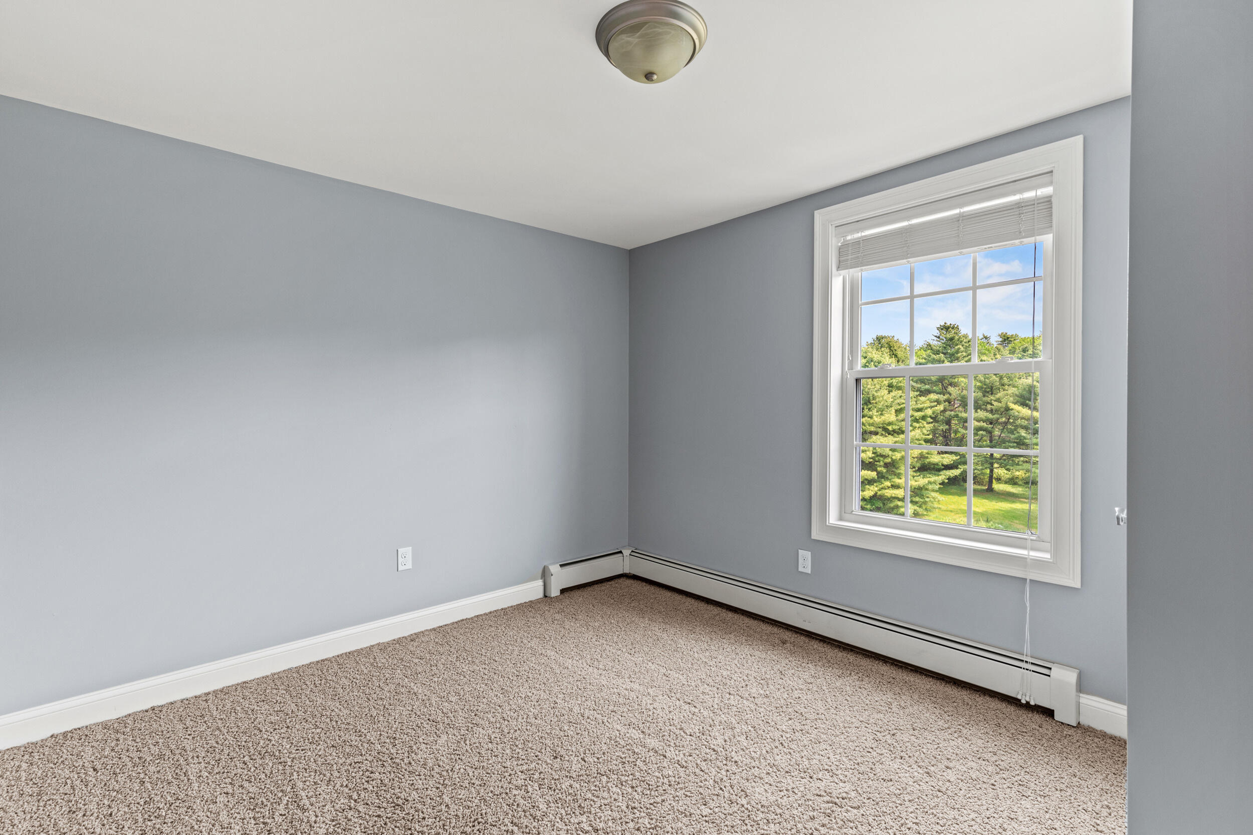 29 Montgomery Road Windham, ME 04062 - Photo 18 of 44 29 montgomery windham-22