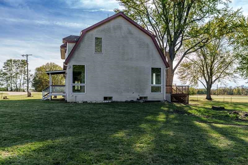 15685 West State Road Pecatonica, IL 61063 - Photo 60 of 69 a front view of house with yard