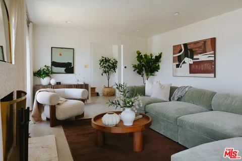 $1,575,000 | 5756 Aladdin Street, Los Angeles, CA 90008