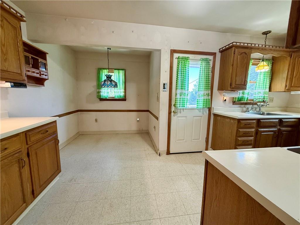 301 Main Street Lyndora, PA 16045 - Photo 15 of 26 Kitchen