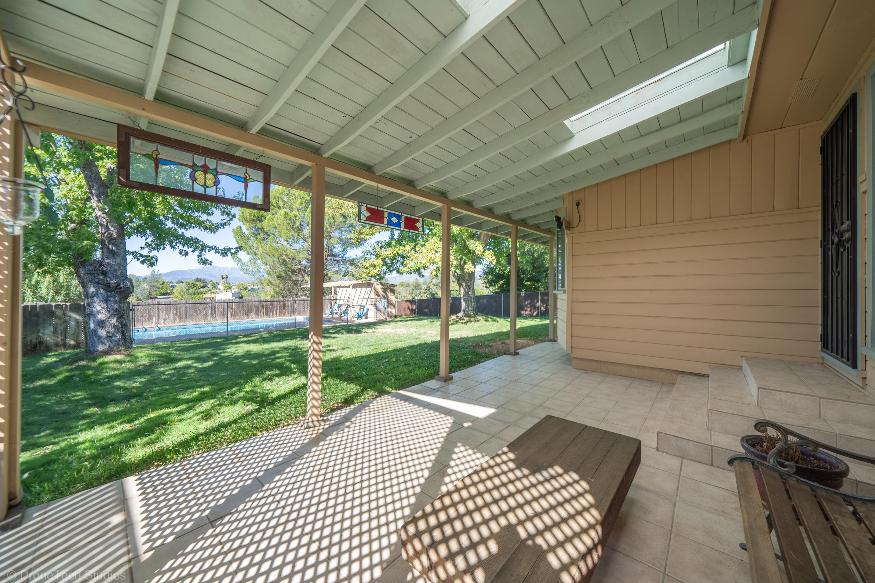 588 Ridge Road Redding, CA 96003 - Photo 37 of 53 588 Ridge Rd-43