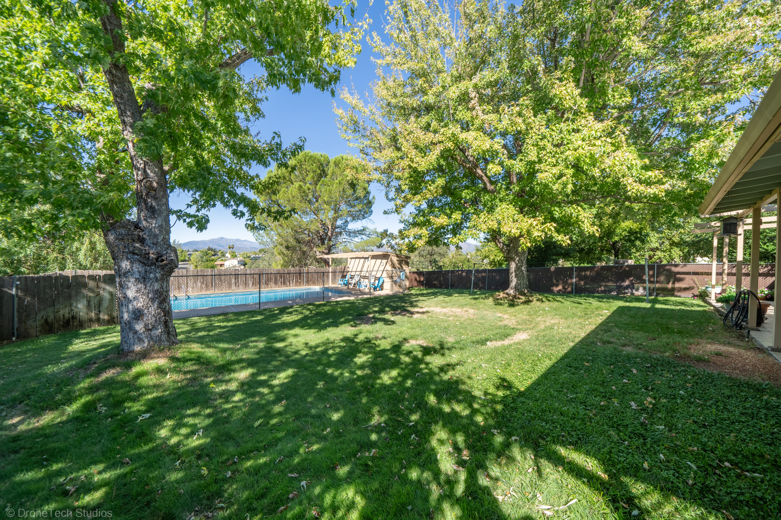 588 Ridge Road Redding, CA 96003 - Photo 38 of 53 588 Ridge Rd-44