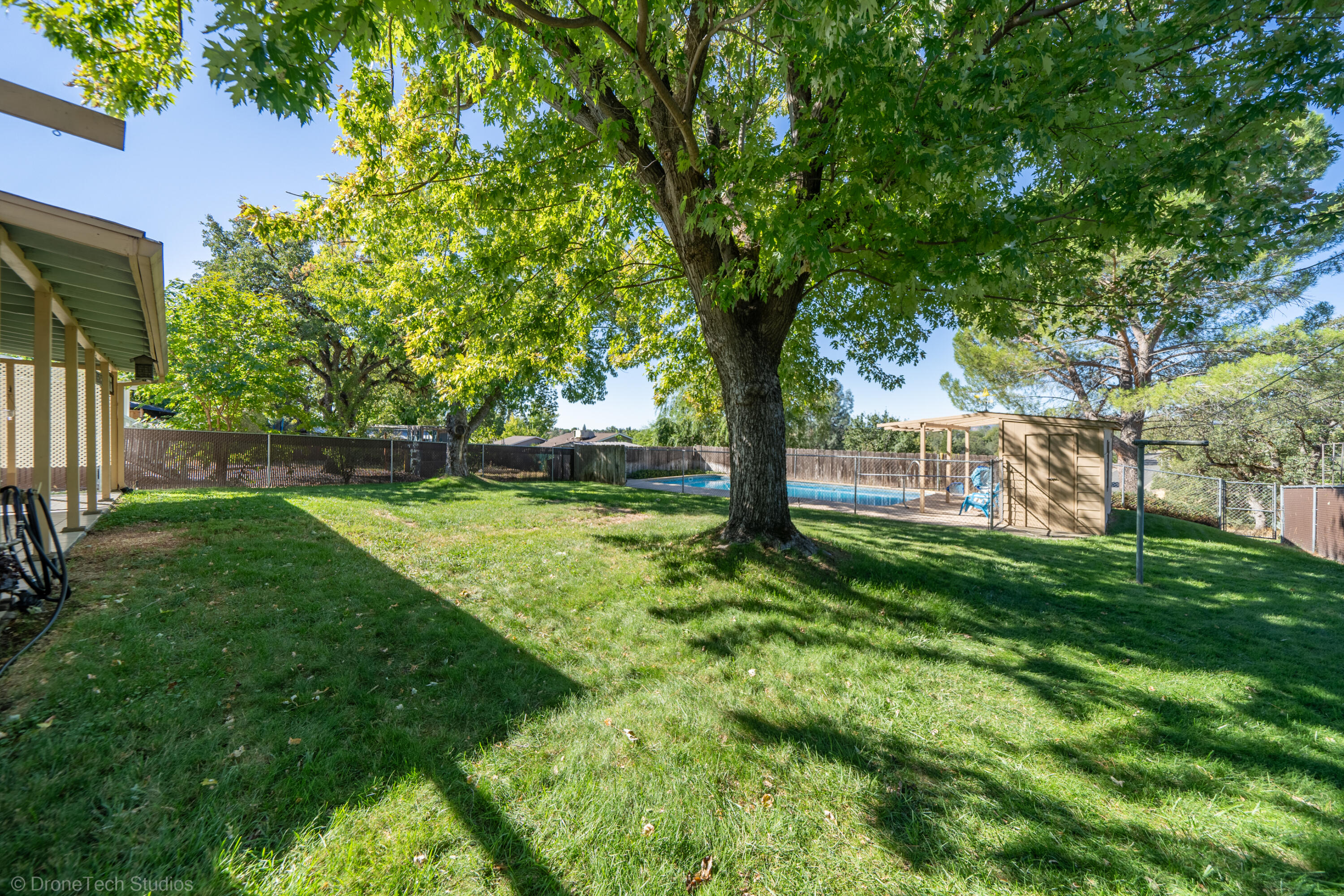 588 Ridge Road Redding, CA 96003 - Photo 39 of 53 588 Ridge Rd-46