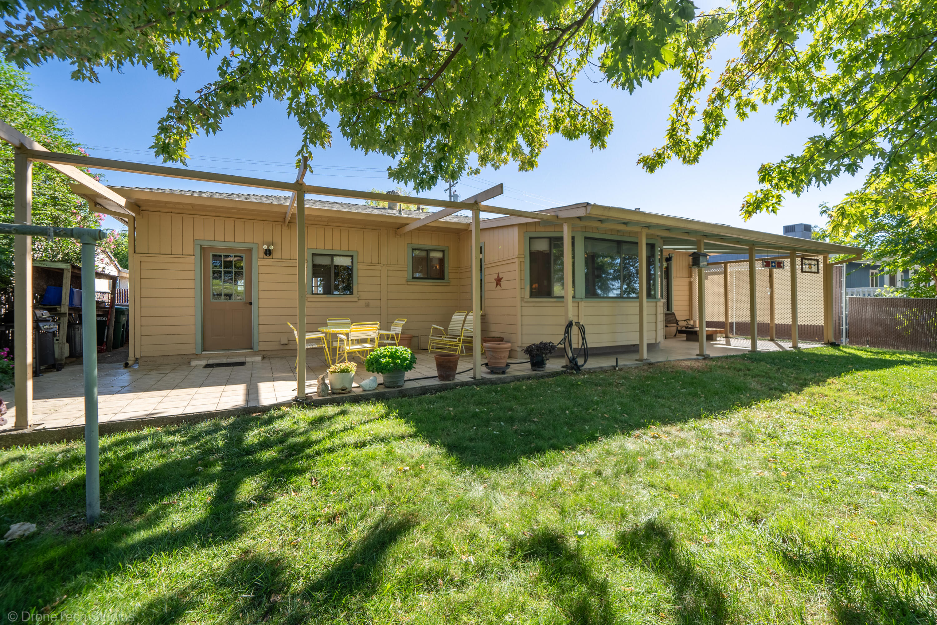 588 Ridge Road Redding, CA 96003 - Photo 40 of 53 588 Ridge Rd-47