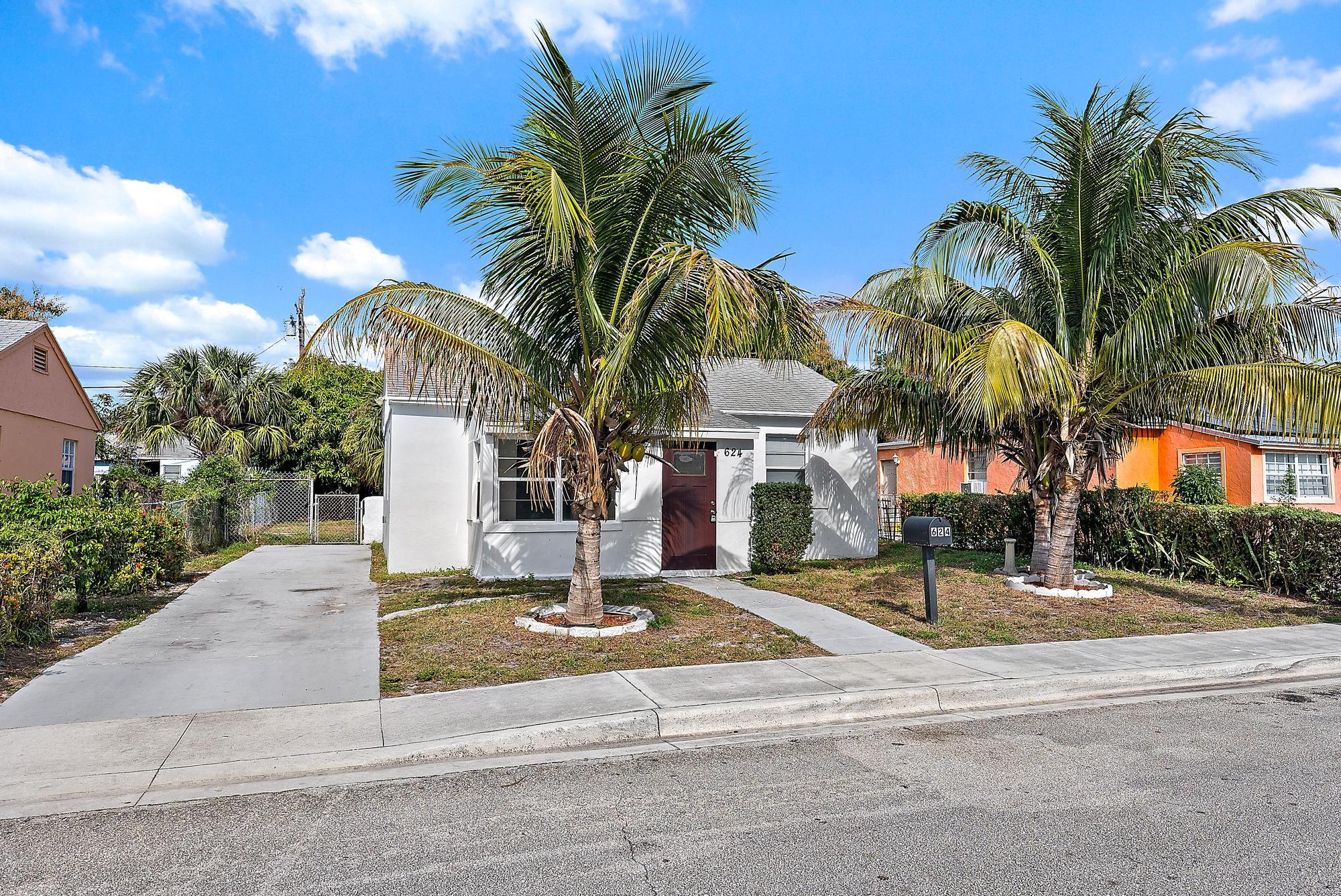 624 West 3rd Street Riviera Beach, FL 33404 - Photo 2 of 13 624 W 3rd Street-2