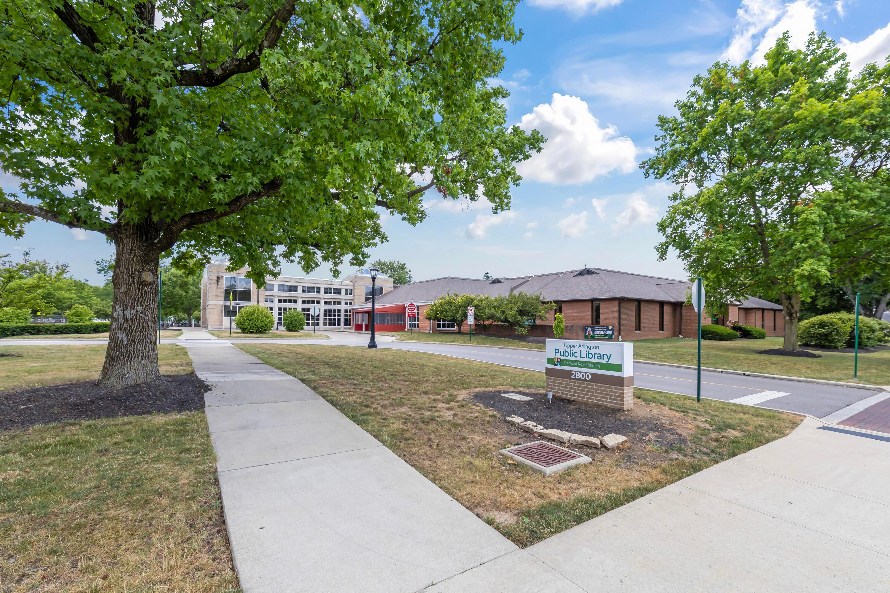 1792 Ardleigh Road Columbus, OH 43221 - Photo 37 of 39 photos_high_resolution_Community_Hommati