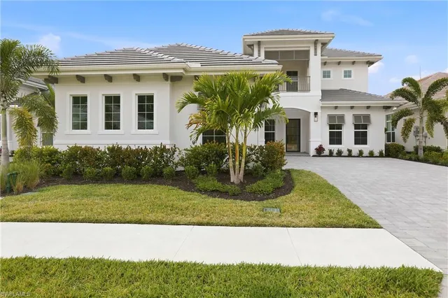 $2,720,000 | 9661 Moonflower Lane, Naples, FL 34114