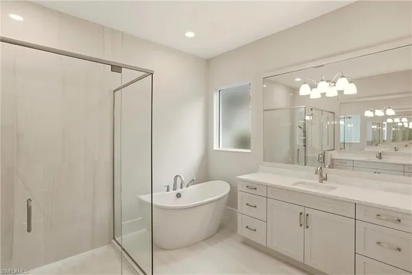 $2,610,000 | 9661 Moonflower Lane, Naples, FL 34114