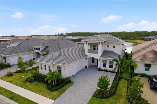 $2,610,000 | 9661 Moonflower Lane, Naples, FL 34114