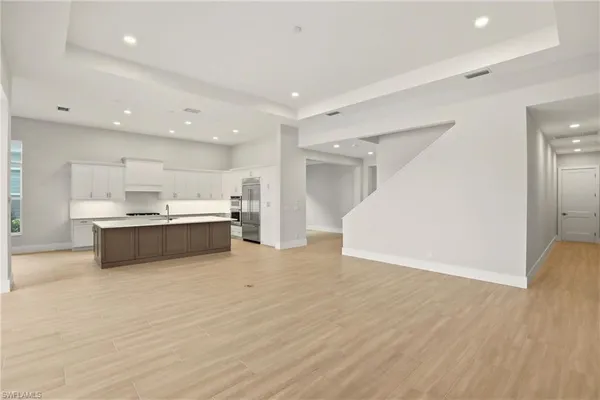 $2,610,000 | 9661 Moonflower Lane, Naples, FL 34114