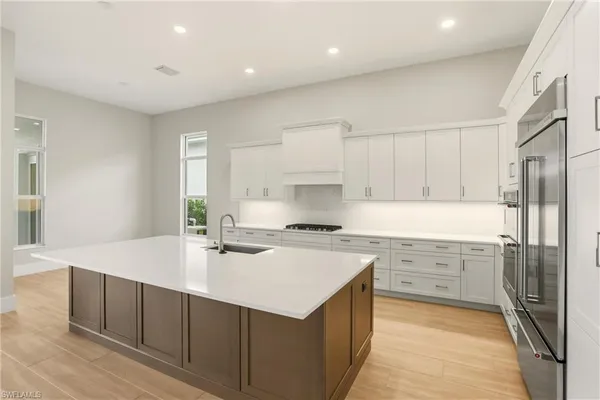 $2,610,000 | 9661 Moonflower Lane, Naples, FL 34114