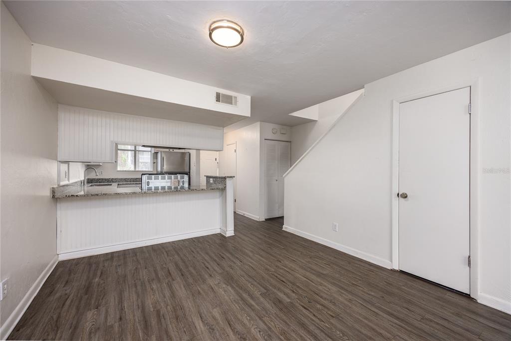 4411 Southwest 34th Street, Unit 908 Gainesville, FL 32608 - Photo 8 of 23