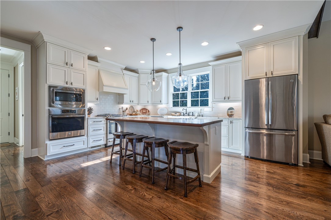 301 Stonebridge Drive Clemson, SC 29631 - Photo 11 of 47