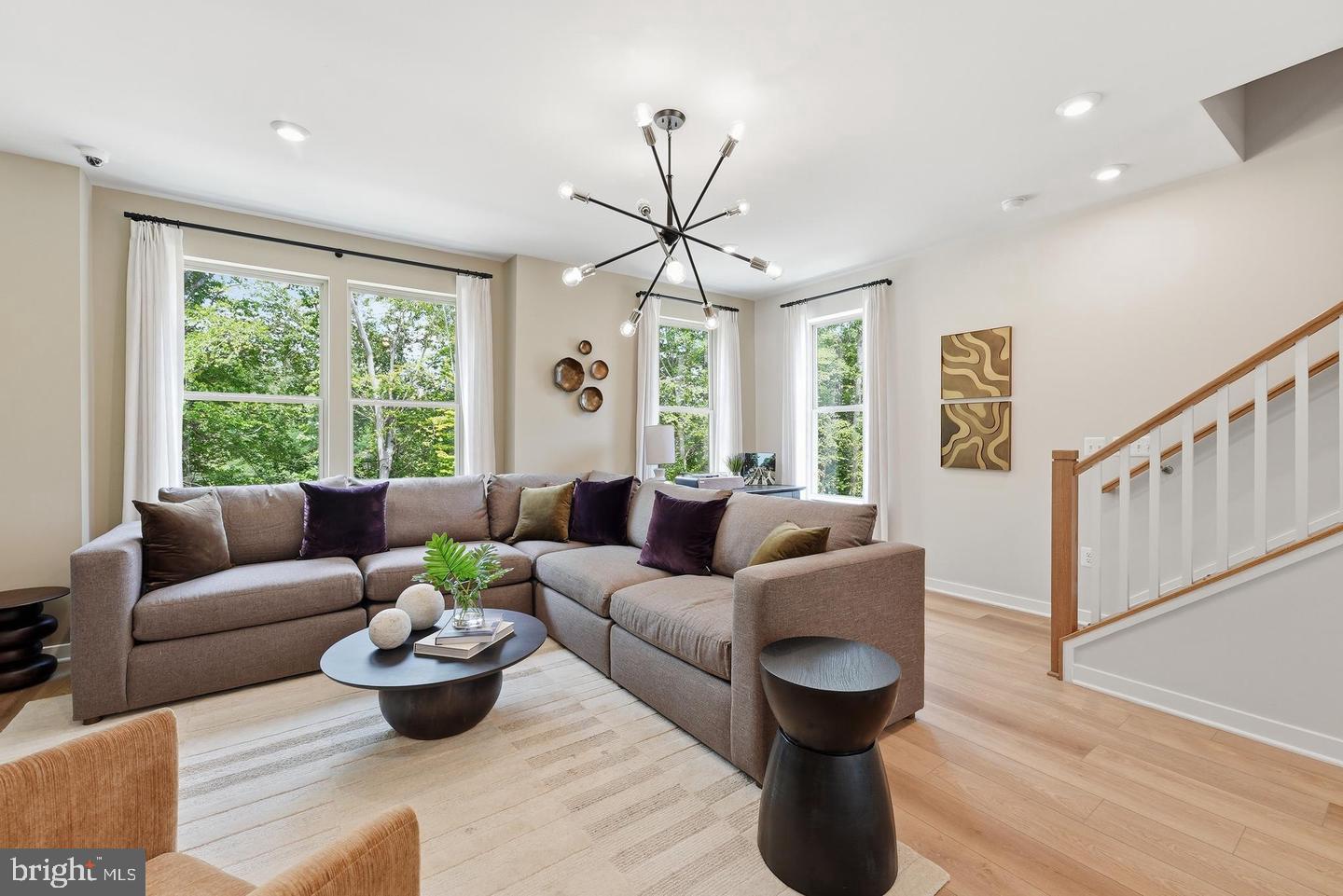 4006 Ridge Line Road Woodbridge, VA 22193 - Photo 19 of 39 Gallery Image 19