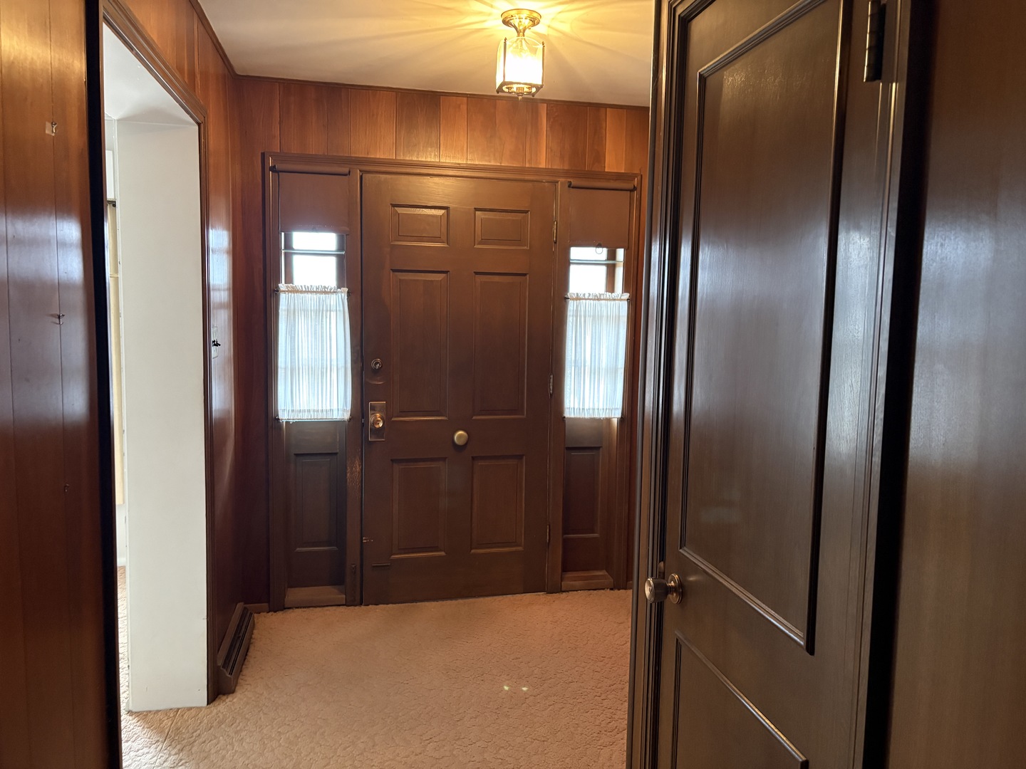 1740 Frazier Avenue Centralia, IL 62801 - Photo 3 of 12 a bathroom with a glass door shower