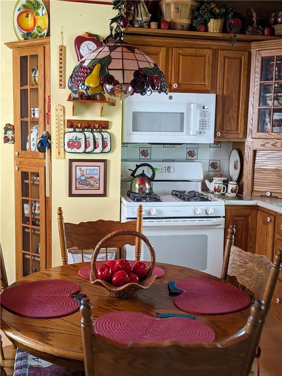 5955 Heckert Road Bakerstown, PA 15007 - Photo 4 of 12 Gallery Image 4