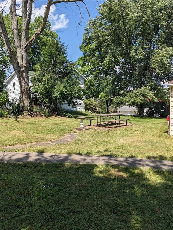 5955 Heckert Road Bakerstown, PA 15007 - Photo 9 of 12 Gallery Image 9