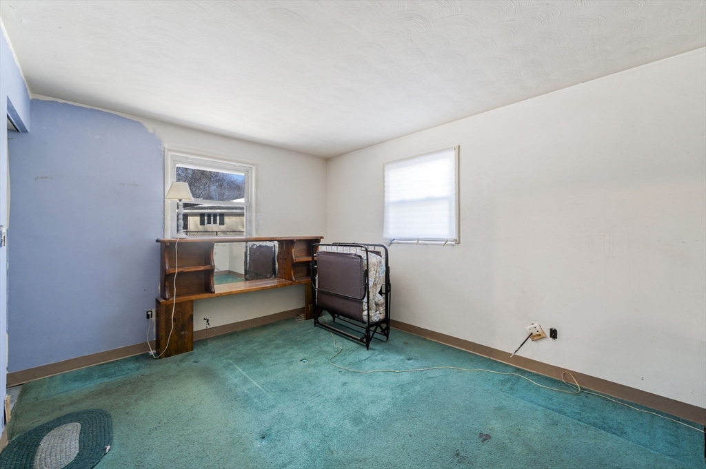 43 Coolidge Road Danvers, MA 01923 - Photo 13 of 29