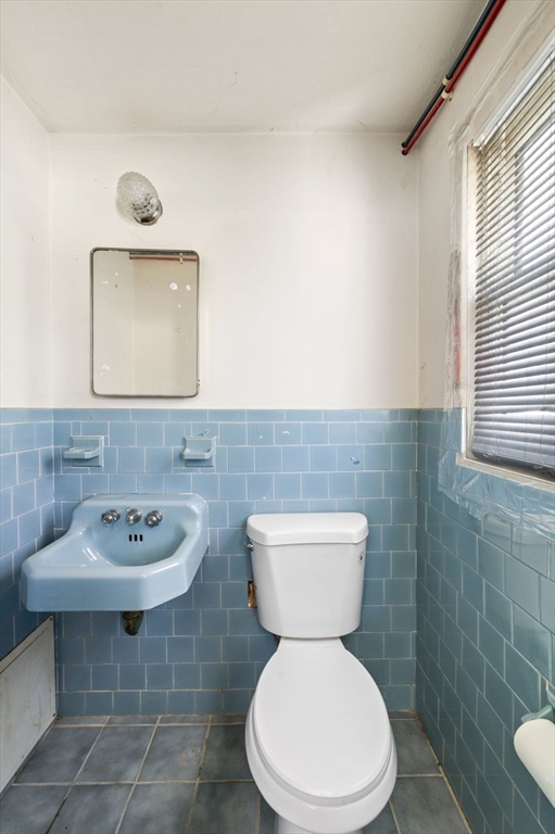 43 Coolidge Road Danvers, MA 01923 - Photo 14 of 29