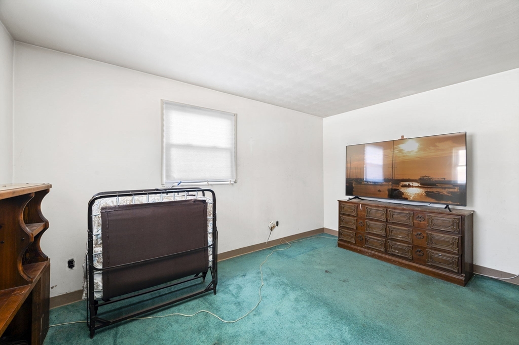 43 Coolidge Road Danvers, MA 01923 - Photo 15 of 29