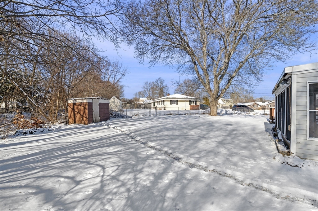 43 Coolidge Road Danvers, MA 01923 - Photo 25 of 29