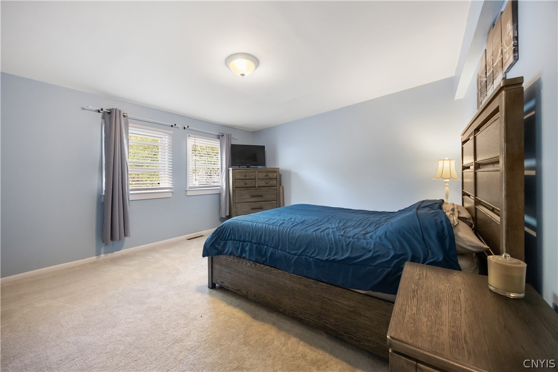 9296 Mallory Road New Hartford, NY 13413 - Photo 21 of 33