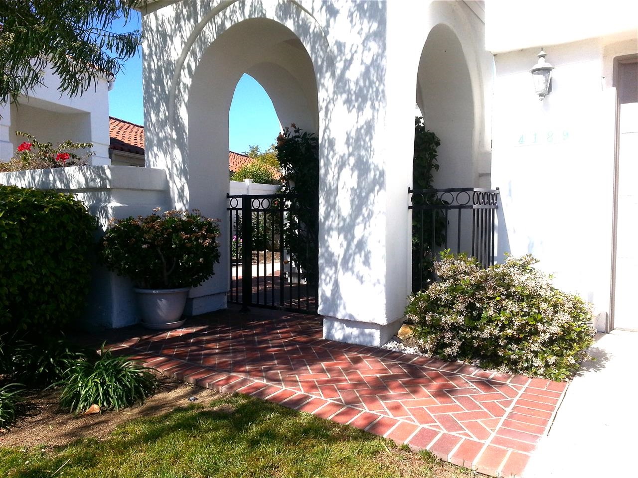 4189 Rhodes Way Oceanside, CA 92056 - Photo 2 of 24