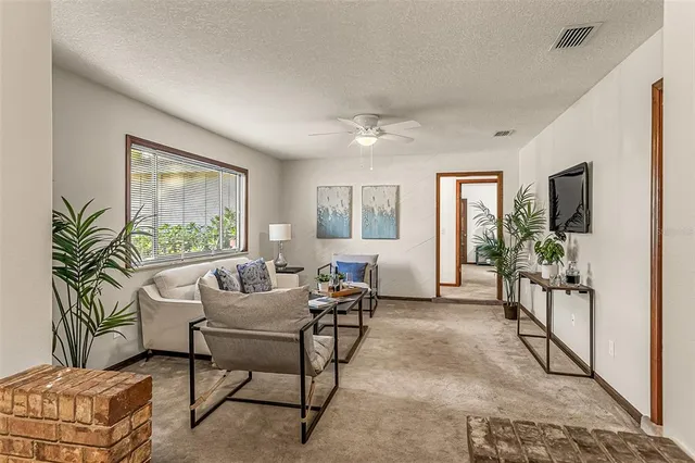 $432,000 | 568 Gainsboro Street, Deltona, FL 32725