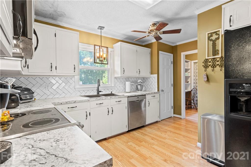 111 Quail Ridge Run Salisbury, NC 28146 - Photo 9 of 43 Gallery Image 9