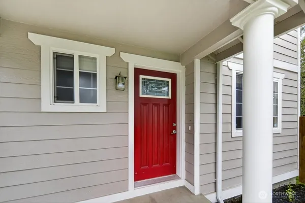 $560,000 | 1212 North 12th Place, Mount Vernon, WA 98273