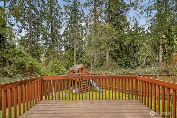$560,000 | 1212 North 12th Place, Mount Vernon, WA 98273