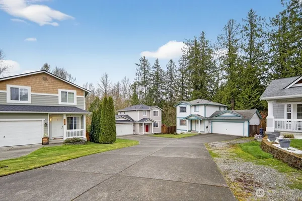 $560,000 | 1212 North 12th Place, Mount Vernon, WA 98273