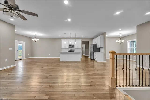 $559,700 | 130 Oak Pointe Lane, Wilkesboro, NC 28697