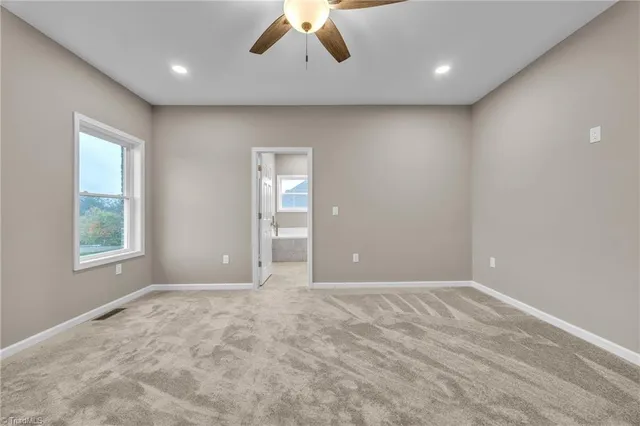 $559,700 | 130 Oak Pointe Lane, Wilkesboro, NC 28697