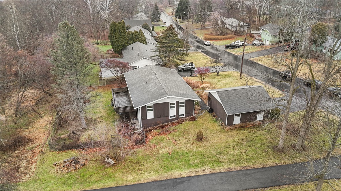 325-27 Warren Place Ithaca, NY 14850 - Photo 2 of 29