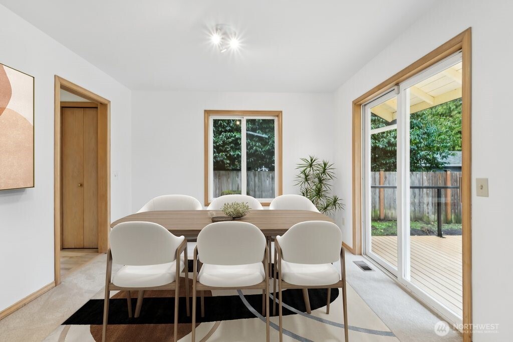 9227 232nd Street Southwest Edmonds, WA 98020 - Photo 12 of 31