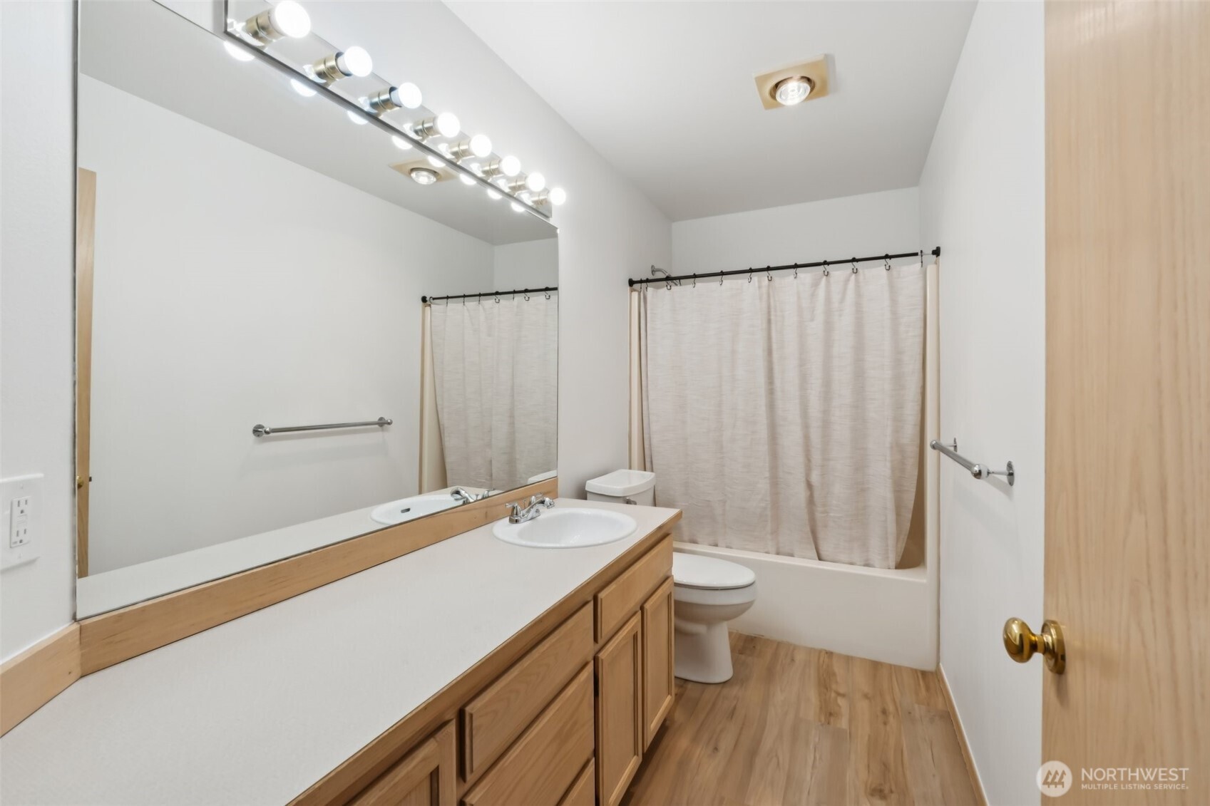 9227 232nd Street Southwest Edmonds, WA 98020 - Photo 26 of 31