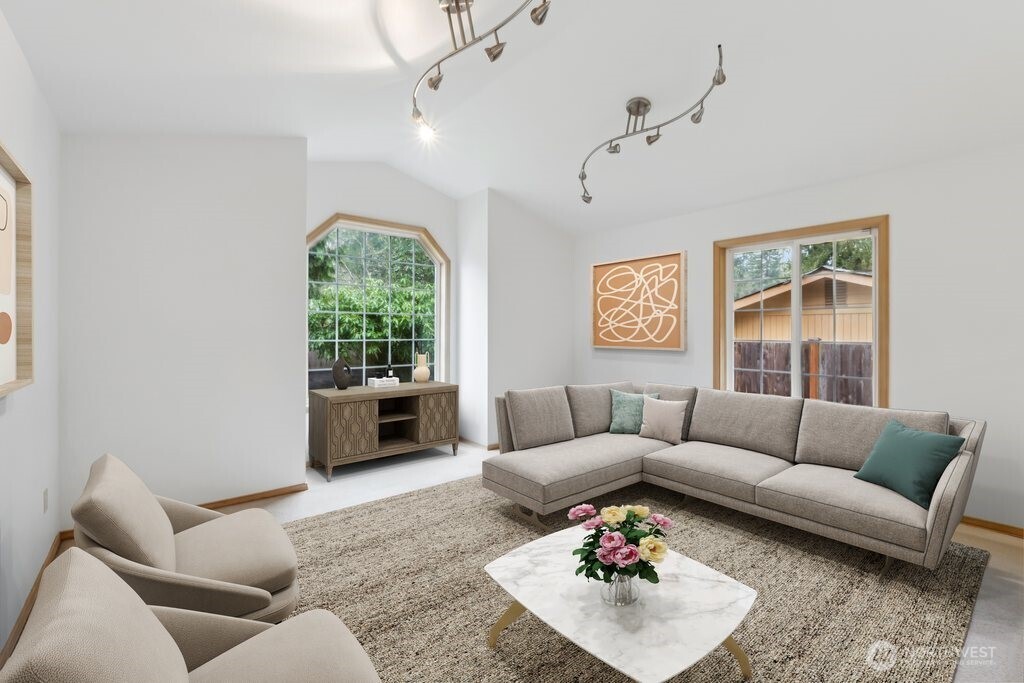 9227 232nd Street Southwest Edmonds, WA 98020 - Photo 4 of 31