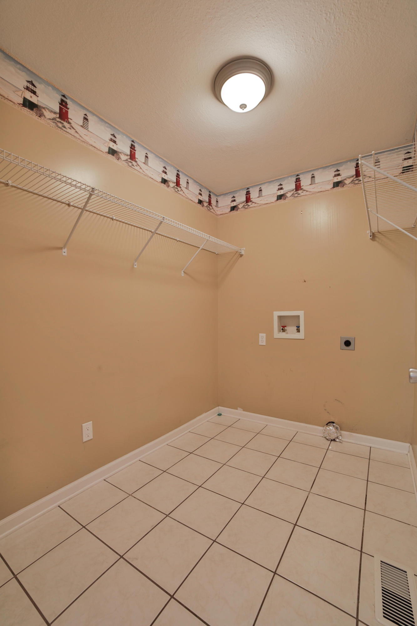 2188 Davis Ridge Road Ringgold, GA 30736 - Photo 20 of 28 Laundry Room