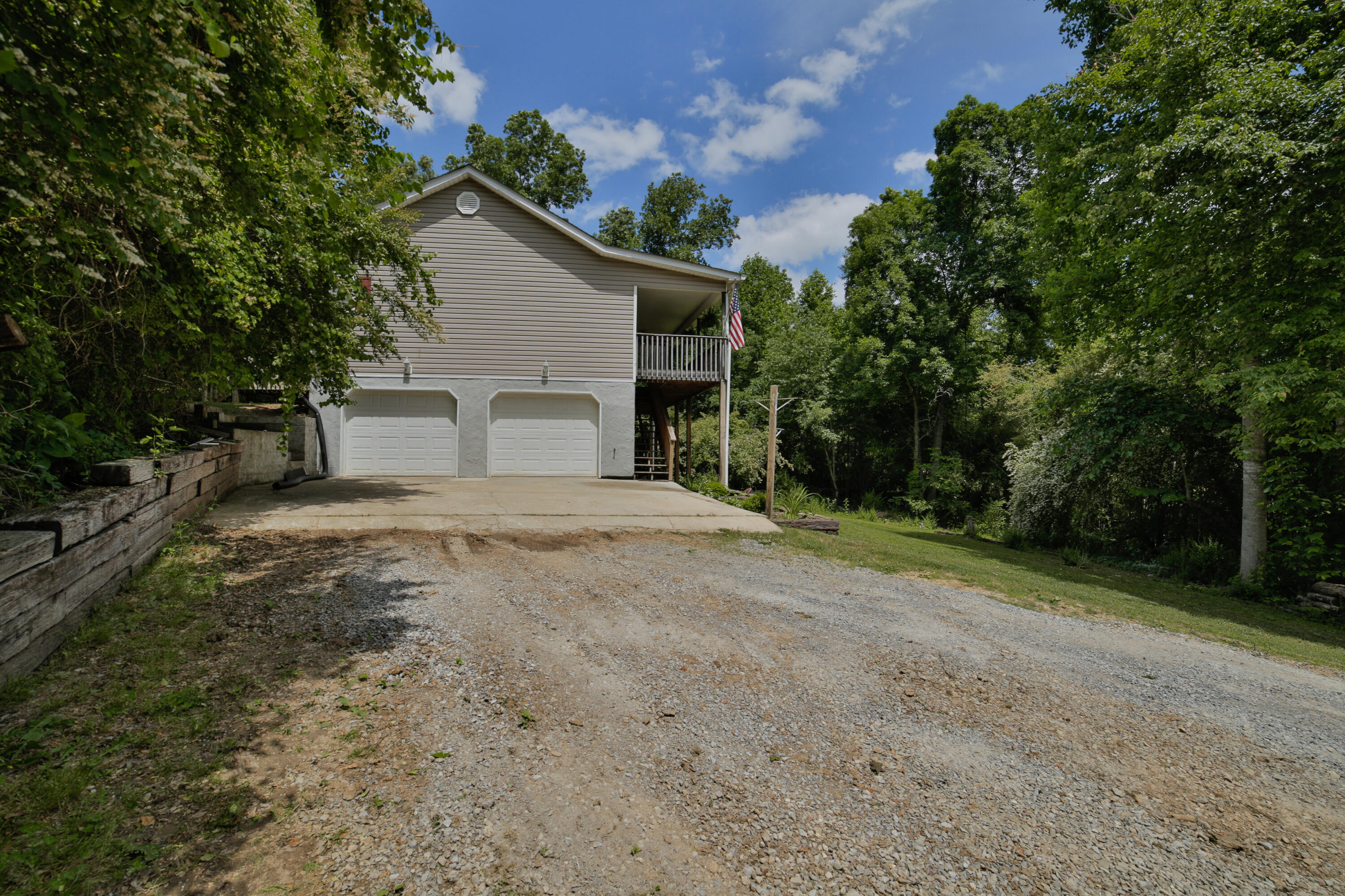2188 Davis Ridge Road Ringgold, GA 30736 - Photo 27 of 28 2 car garage