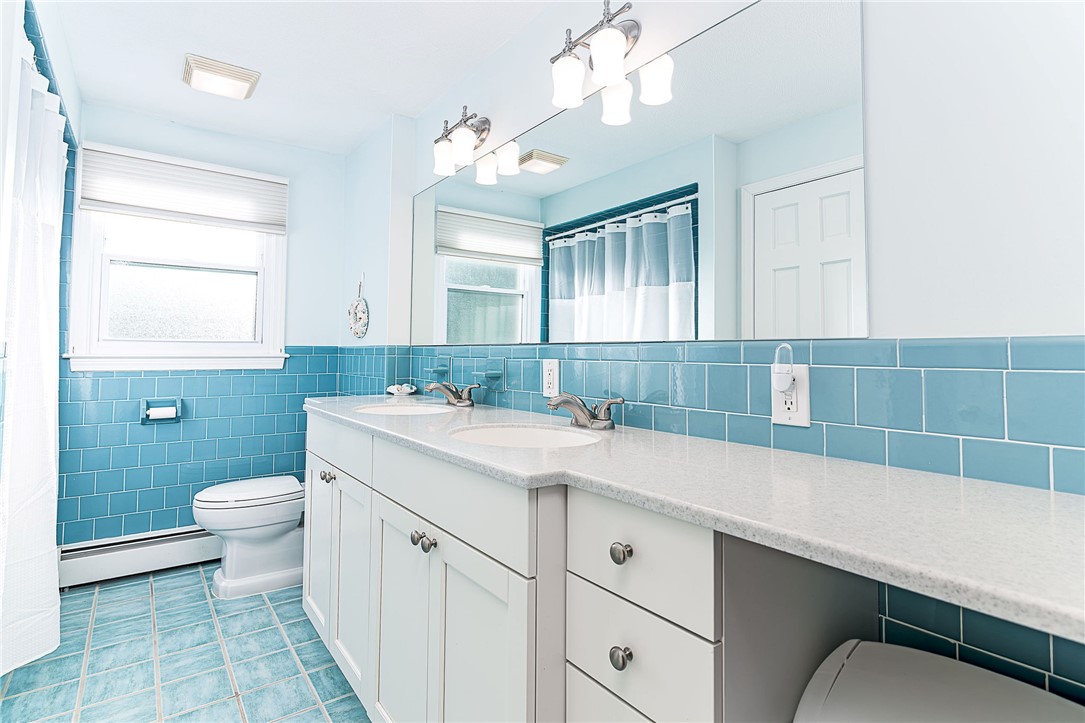 102 Moccasin Trail Cranston, RI 02921 - Photo 20 of 47