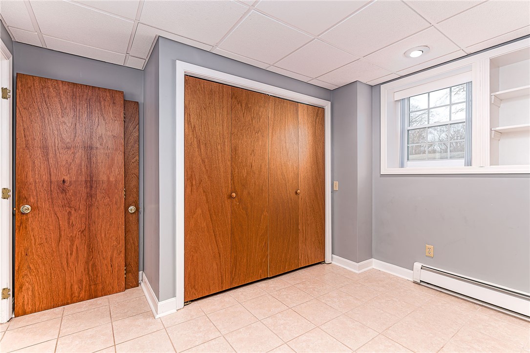 102 Moccasin Trail Cranston, RI 02921 - Photo 42 of 47