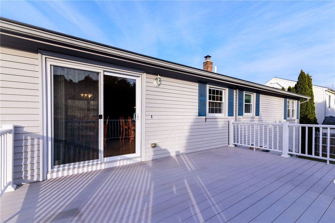 102 Moccasin Trail Cranston, RI 02921 - Photo 45 of 47