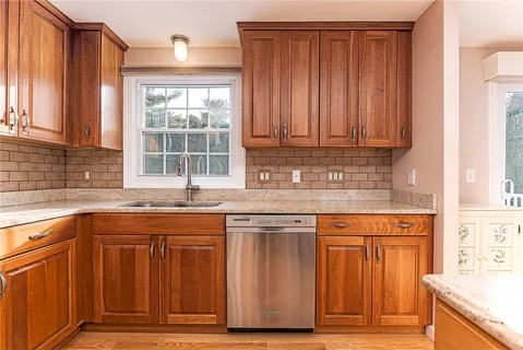 $659,000 | 102 Moccasin Trail, Cranston, RI 02921